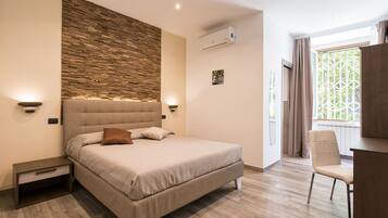 Minibar, in-room safe, soundproofing, free WiFi