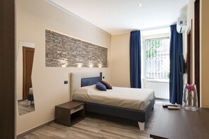 Minibar, in-room safe, soundproofing, free WiFi - Lorenz Suites (Rome)