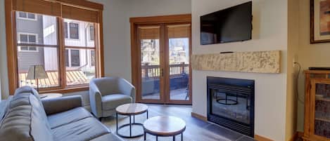 Condo, 2 Bedrooms | Interior