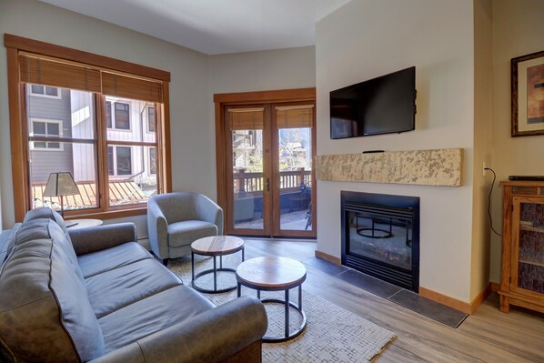 Condo, 2 habitaciones | Interior