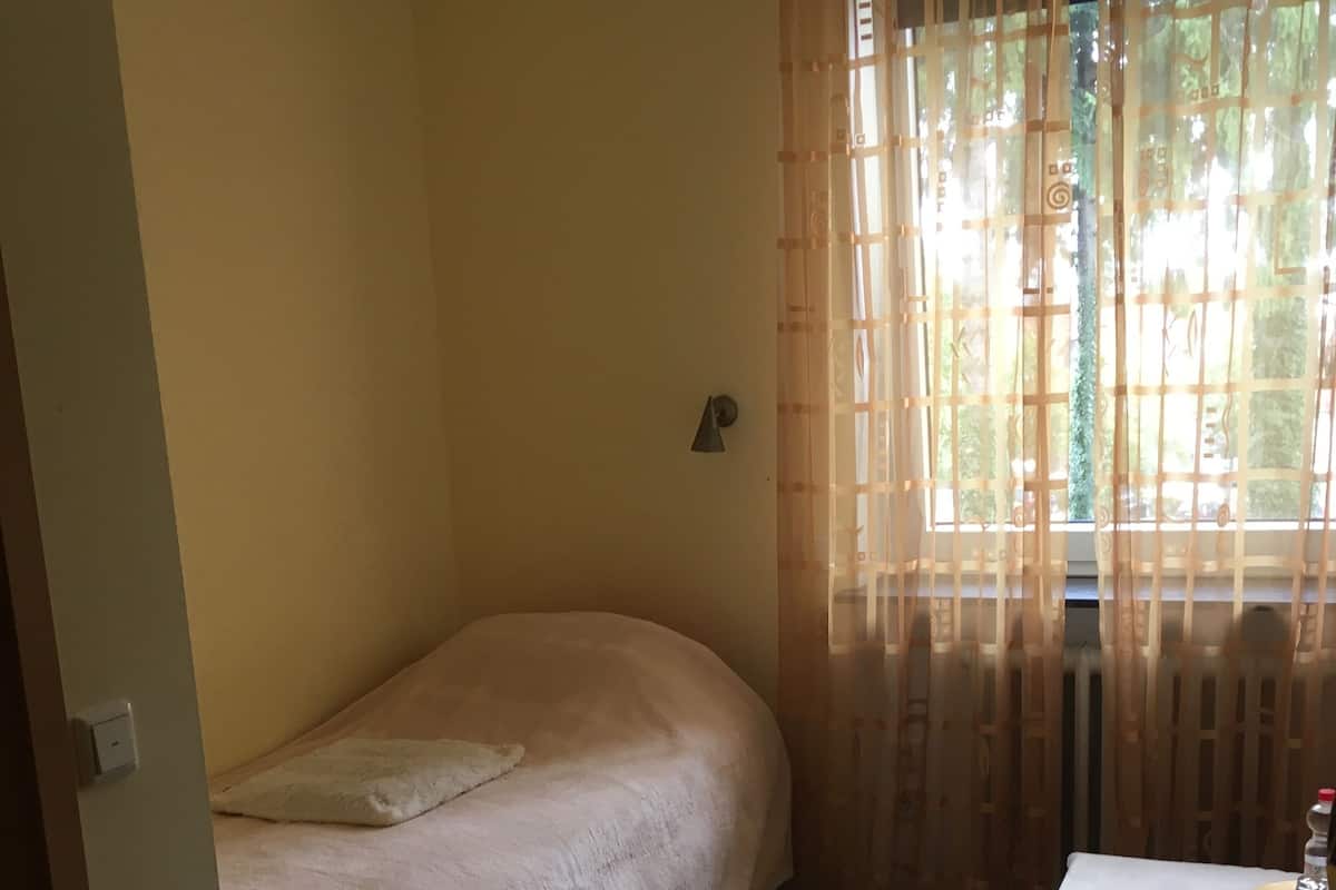 Habitación individual (Standard) | Wifi gratis y ropa de cama