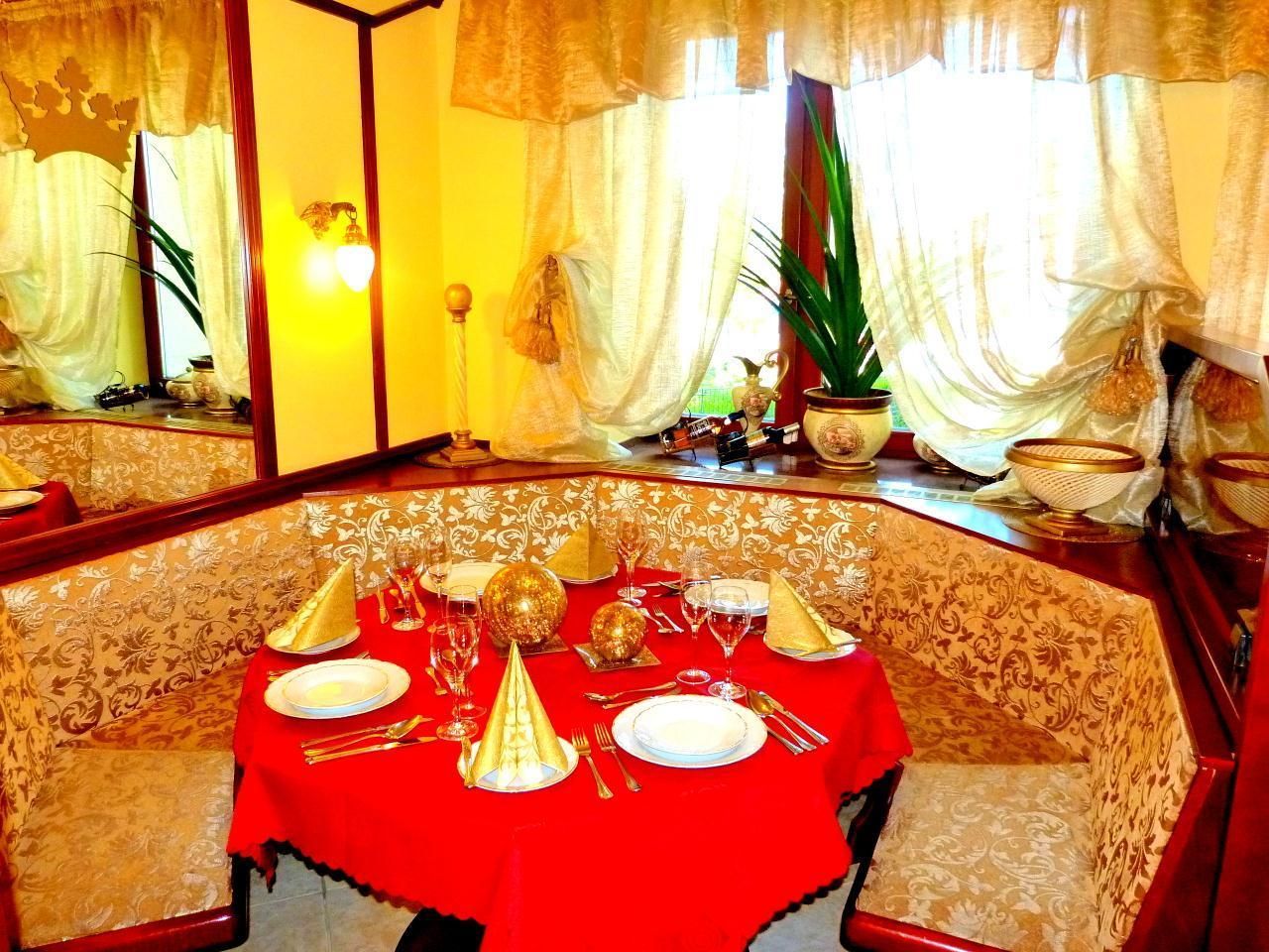 每日供應吃到飽早餐 (每人 EUR12)