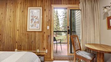 Room, 1 Bedroom | Bed sheets