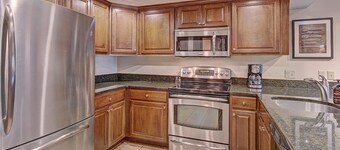 CM336 and CM337 Copper Mtn Inn by RedAwning