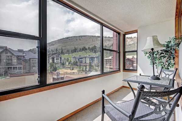 Condo, 1 Bedroom | View from property