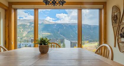 Comfortable Cozy Condo - Short Walk to American Eagle Lift - SH402 by RedAwning