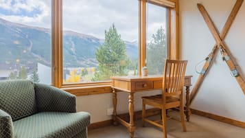 Condo, 2 habitaciones | Vista desde la propiedad