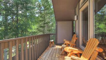 Condo, 2 Bedrooms | Balcony