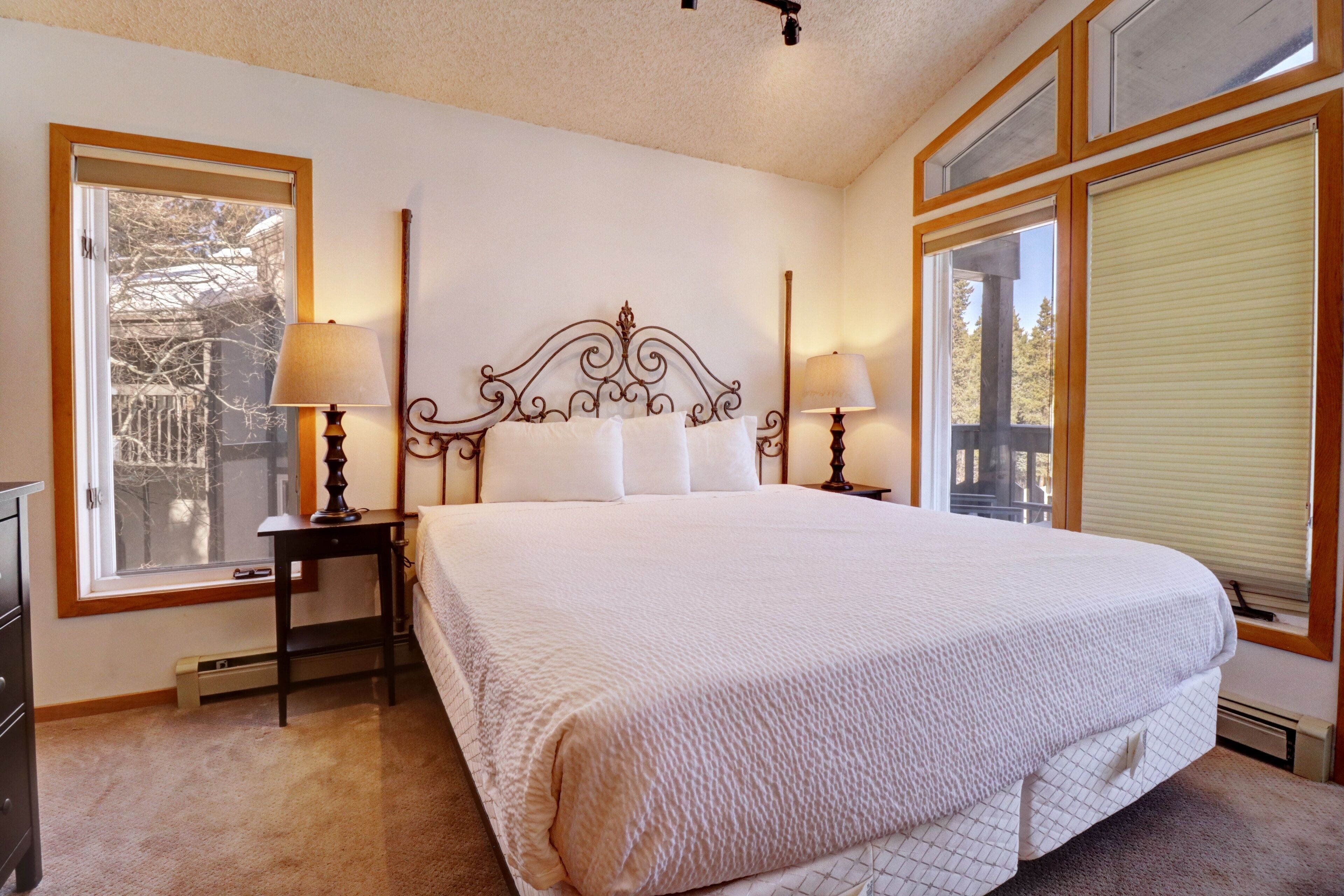 Condo, 2 Bedrooms | 2 bedrooms, laptop workspace, iron/ironing board, free WiFi