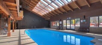 241c Mountain Side 2br 2ba 2 Bedroom Condo by RedAwning