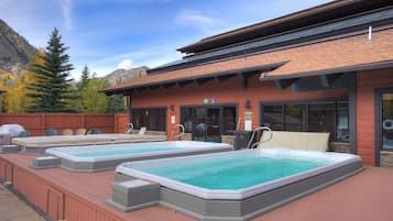 Appartement, 2 slaapkamers | Spabad buiten