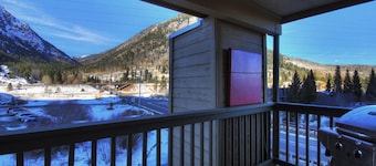 315 Woodbridge 2 Bedroom Condo by RedAwning