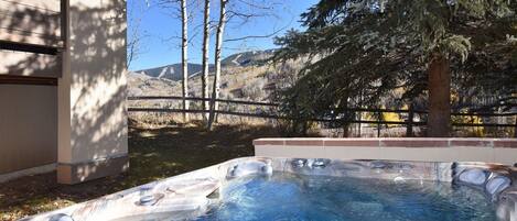 منزل - ٥ غرف نوم | مغطس خاص في السبا