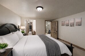 House, 4 Bedrooms | 4 bedrooms, desk, laptop workspace, iron/ironing board