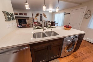 Condo, 2 Bedrooms | Private kitchen | Full-size fridge, microwave, oven, stovetop