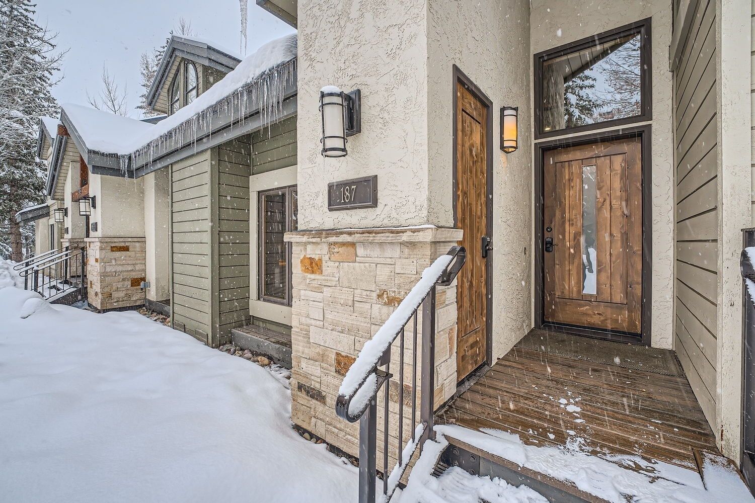 Townhome, 3 Bedrooms | Exterior detail