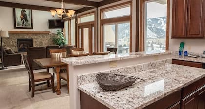 6 Chambertin Townhomes 4 Bedroom Townhouse by RedAwning
