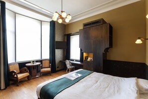 Habitació doble superior, 1 llit de matrimoni gran, no fumadors | Roba de llit d'alta qualitat, minibar i decoració individual 