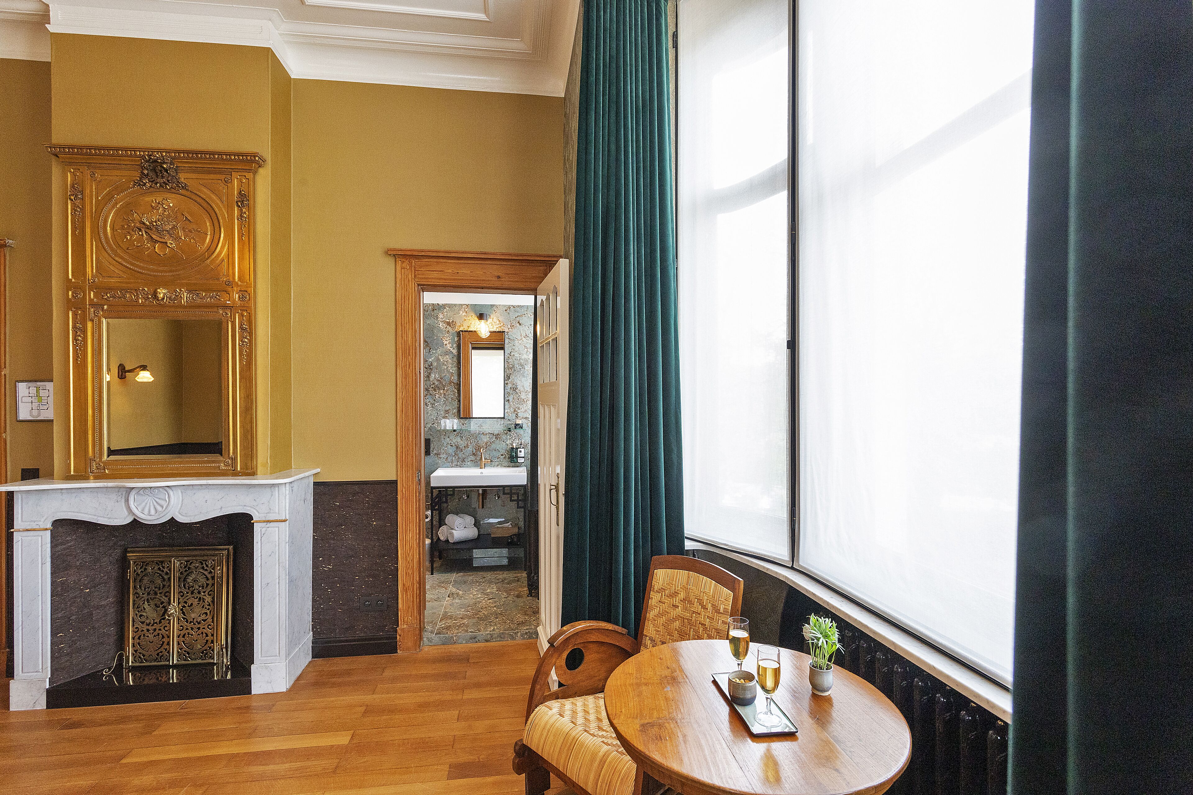 Superior tweepersoonskamer, 1 kingsize bed, niet-roken | Luxe beddengoed, een minibar, individueel gedecoreerd