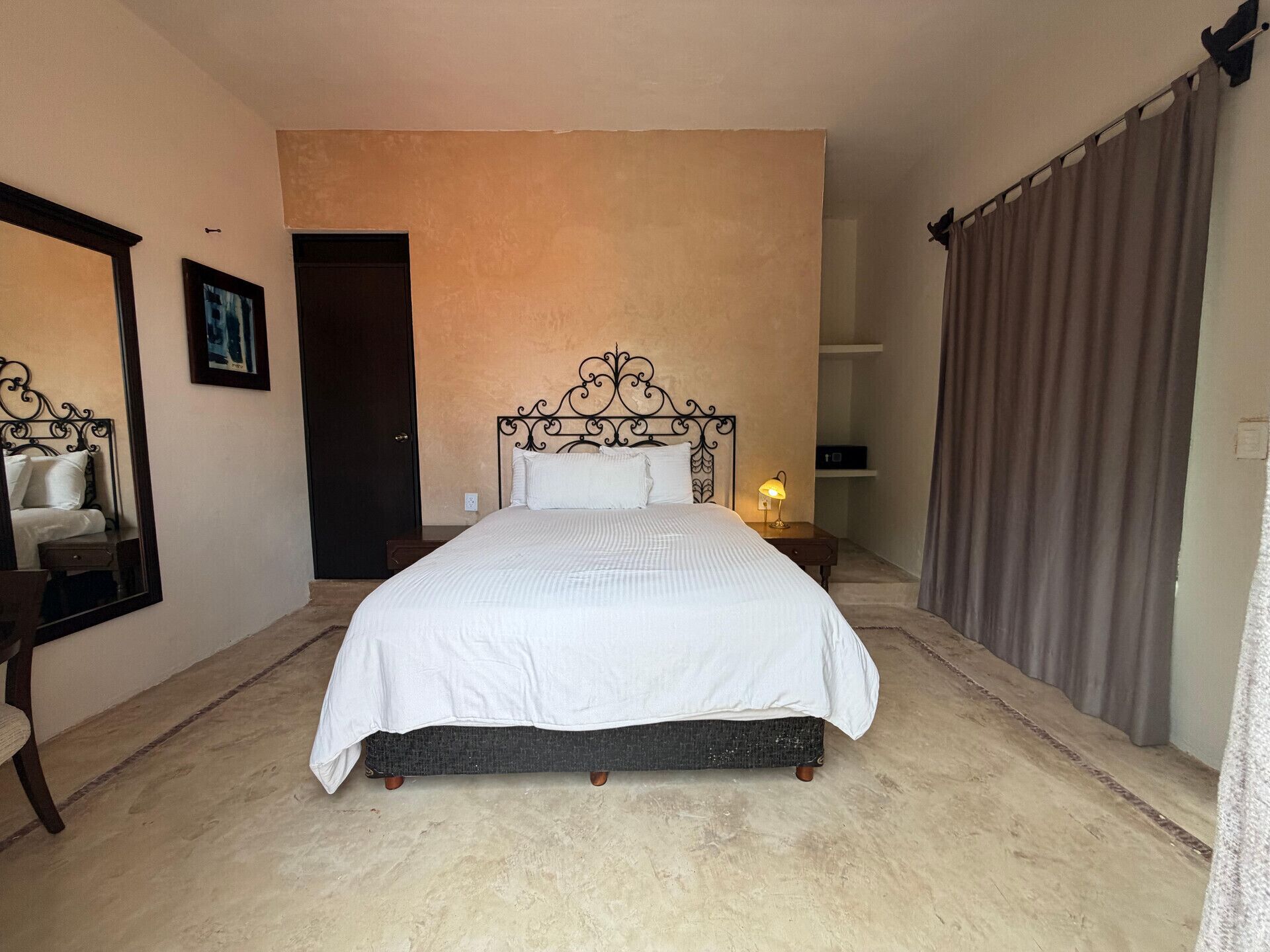 In-room safe, iron/ironing board, free WiFi, bed sheets