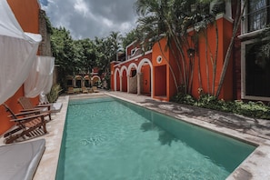 Outdoor pool - Art 64 Guest House – Adults Only (Mérida)