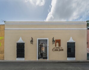 Front of property - Casa Jade Hotel- Adults Only, Mérida (Mérida)