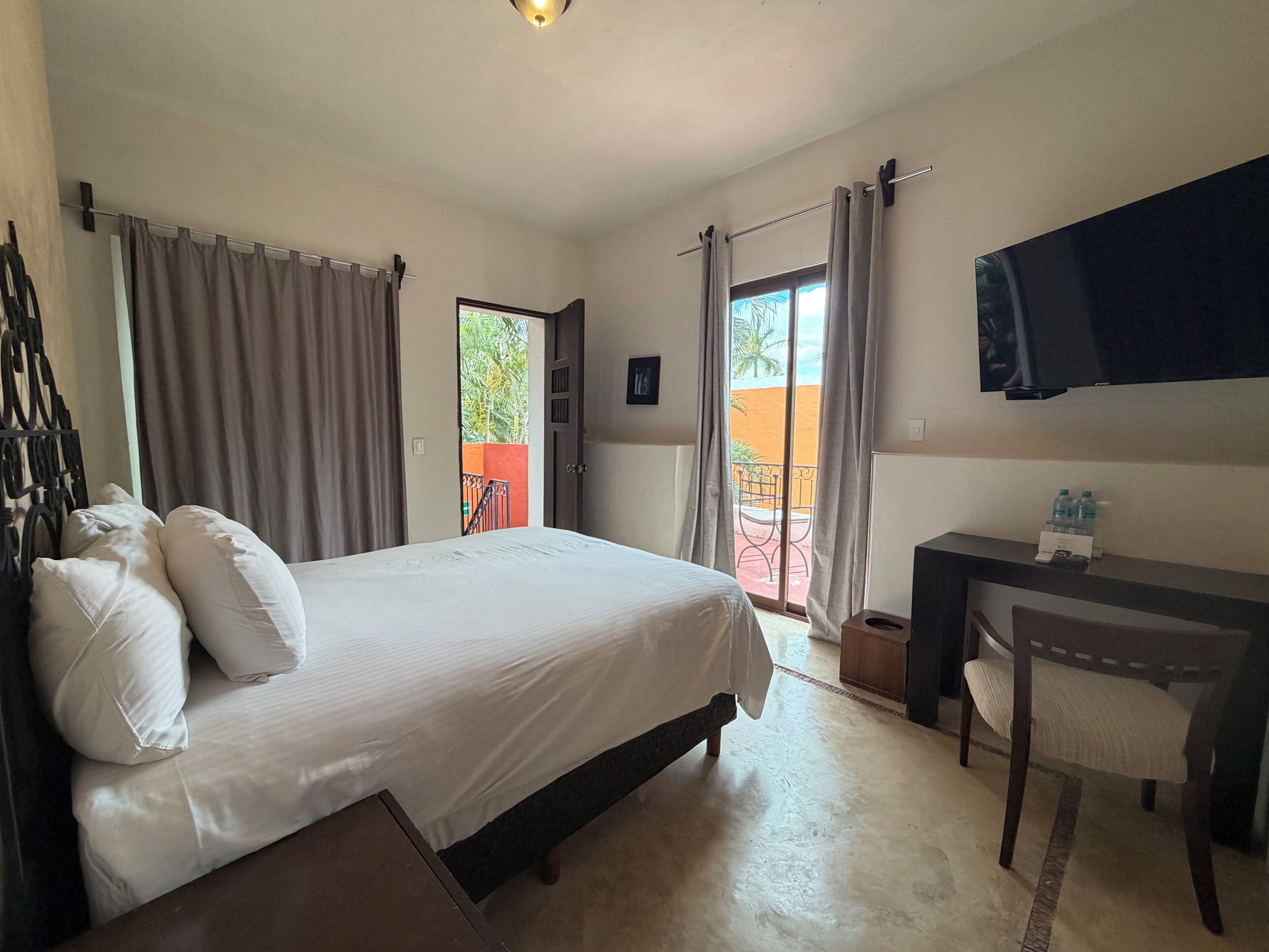 Superior Room, 1 Queen Bed