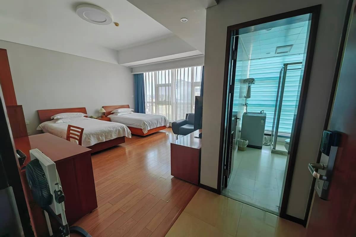 Quarto standard, vista para a cidade | 1 quarto, edredons de pluma, frigobar, escrivaninha