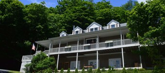 Bald Mountain House Inn at the Wolf Laurel Resort