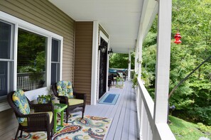 Exterior detail - Bald Mountain House Inn at the Wolf Laurel Resort (Mars Hill)