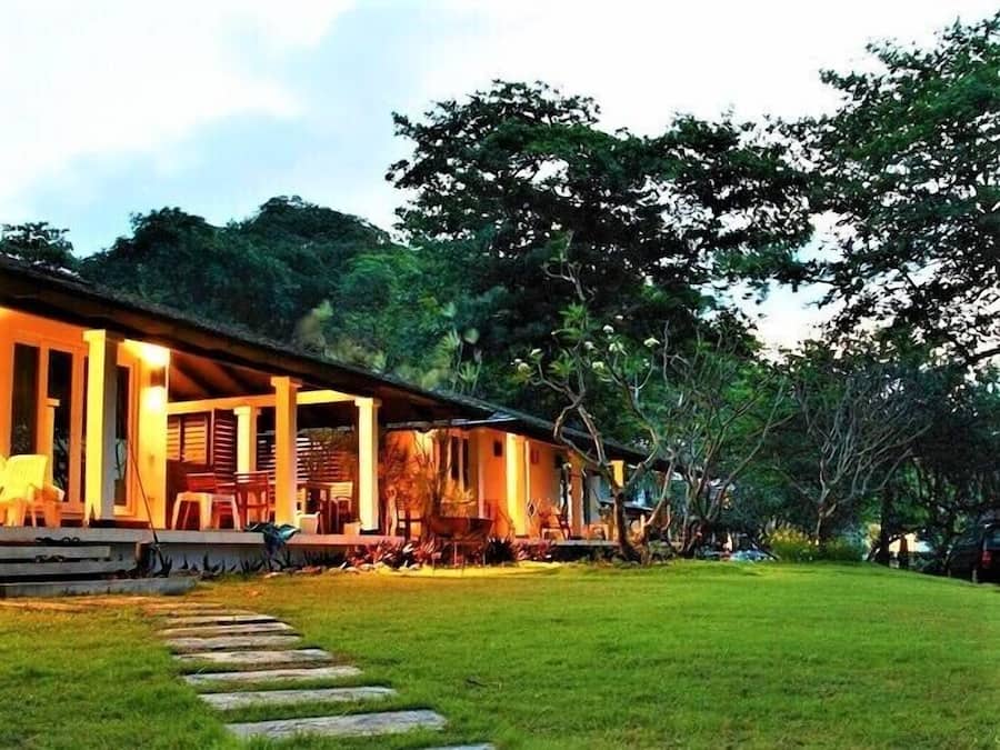 Beach House | 1 bedroom, minibar, free WiFi, bed sheets