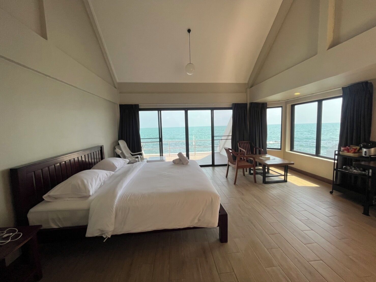 Baan Chom Talay Super Deluxe