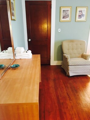 Superior Double Room, 1 Queen Bed | Individually decorated, individually furnished, free WiFi