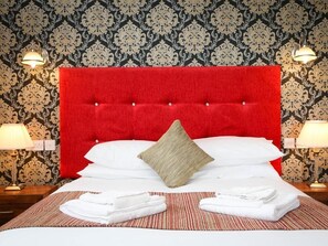 Iron/ironing board, free WiFi, bed sheets, wheelchair access - Cuttle Bridge Inn Hotel (Sutton Coldfield)