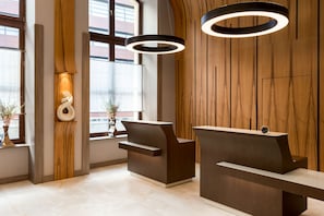 Reception - AC Hotel by Marriott Wroclaw (Wroclaw)