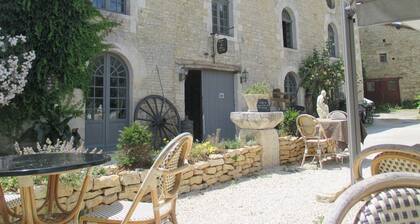 Step back in time,beautiful restored village property in the centre of Verteuil.
