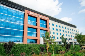 Exterior - Hilton Garden Inn Nairobi Airport (Nairobi)