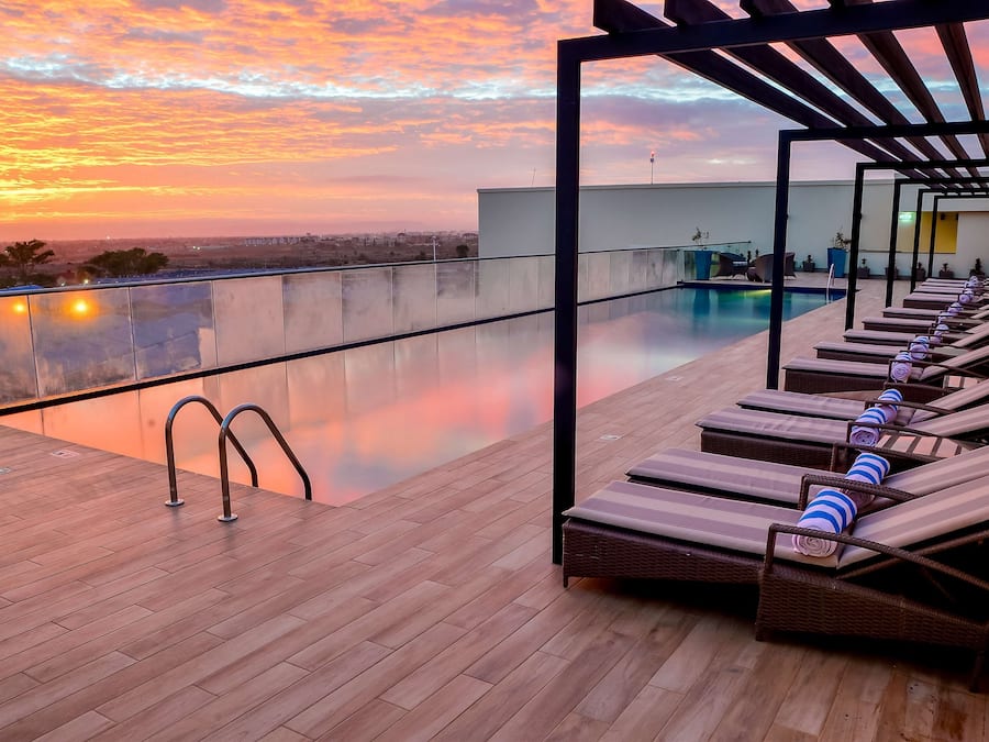 Outdoor pool, sun loungers