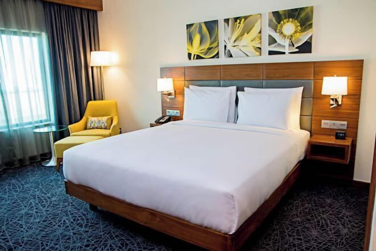 1 bedroom, minibar, in-room safe, desk