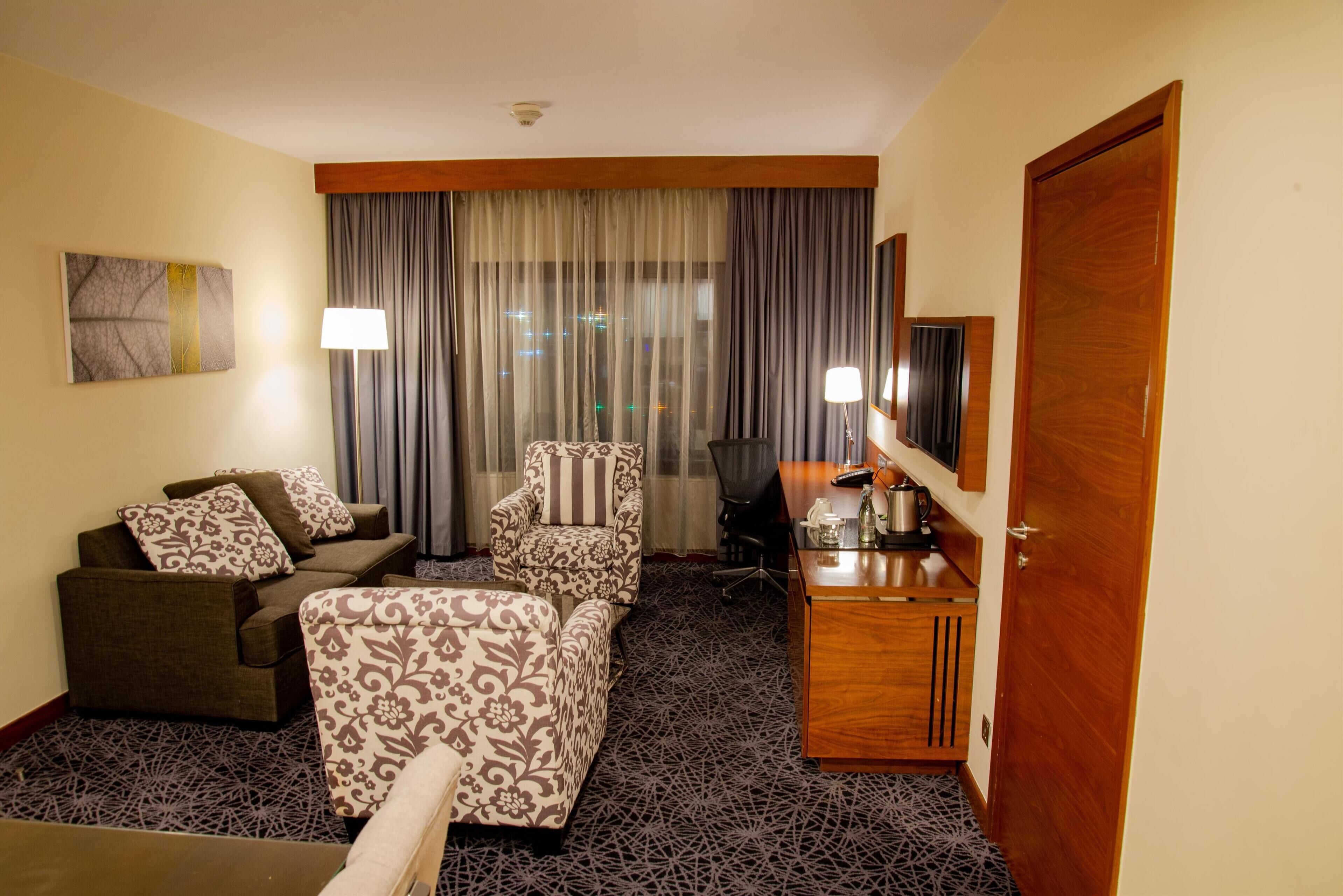 king one bedroom suite | living area | lcd tv