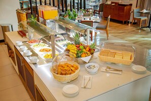 Restaurant - Hilton Garden Inn Nairobi Airport (Nairobi)