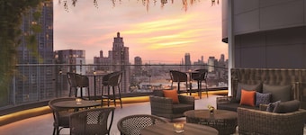 Hyatt Place Bangkok Sukhumvit 24