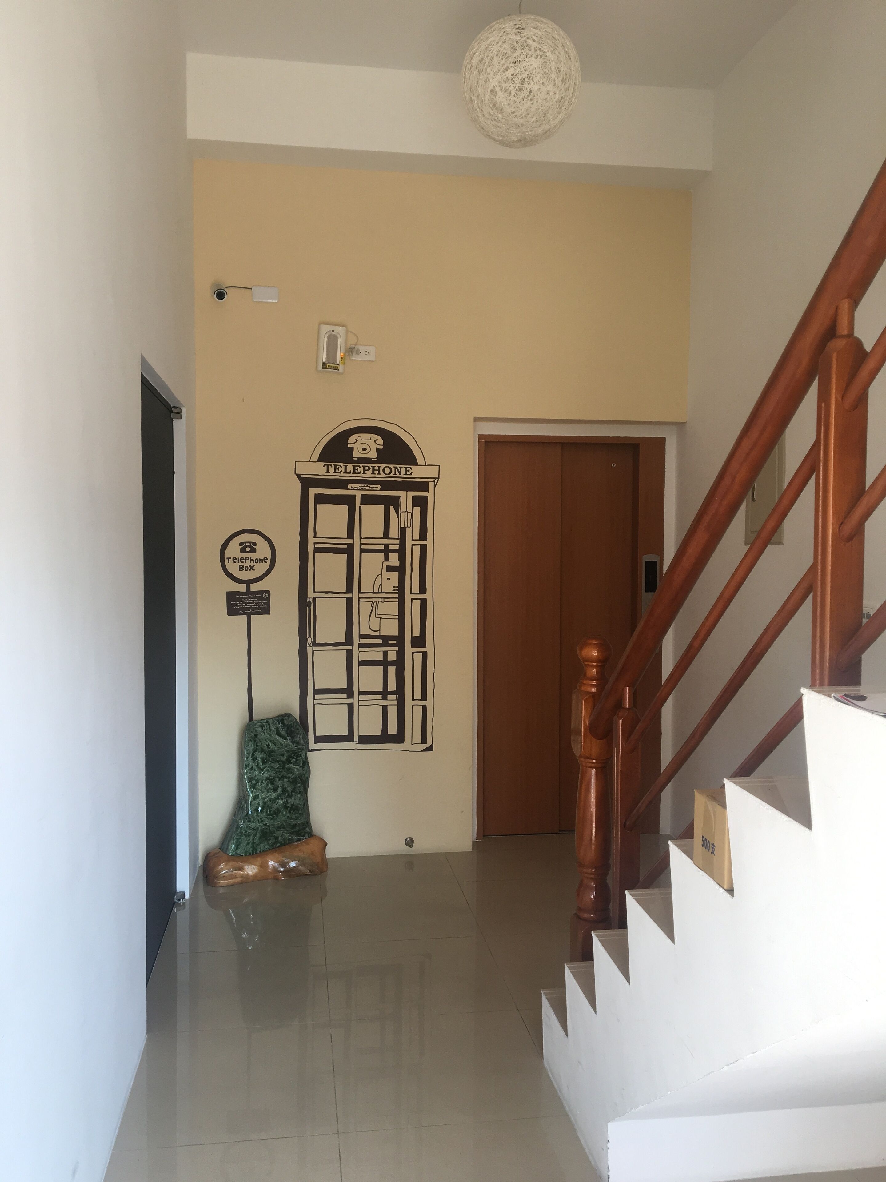 Mặt tiền nơi lưu trú