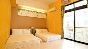 Chambre Quadruple | Rideaux occultants, Wi-Fi gratuit, draps fournis