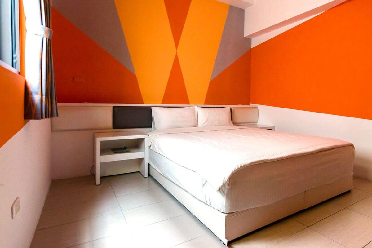 Standard Double Room | Blackout drapes, WiFi (free), bed sheets