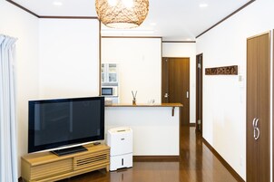 ヴィラ 2 ベッドルーム | 客室内のダイニングエリア