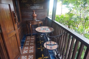ห้องดีลักซ์ดับเบิล | ระเบียง