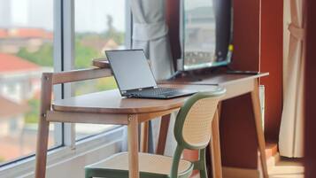 Premier Double Room, 1 Bedroom | Free WiFi, bed sheets