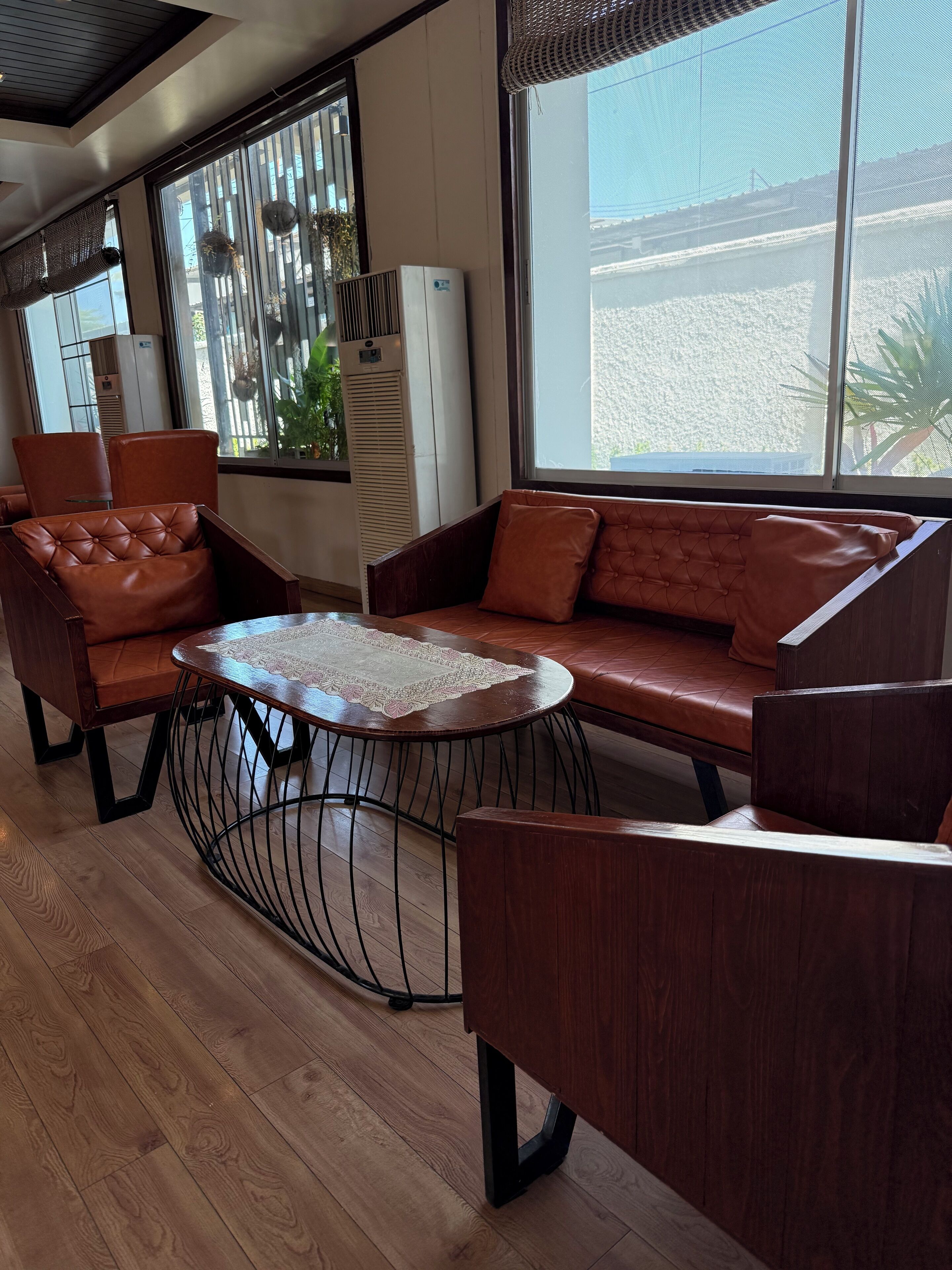 Coin salon dans le hall