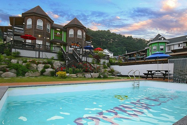 Seasonal outdoor pool